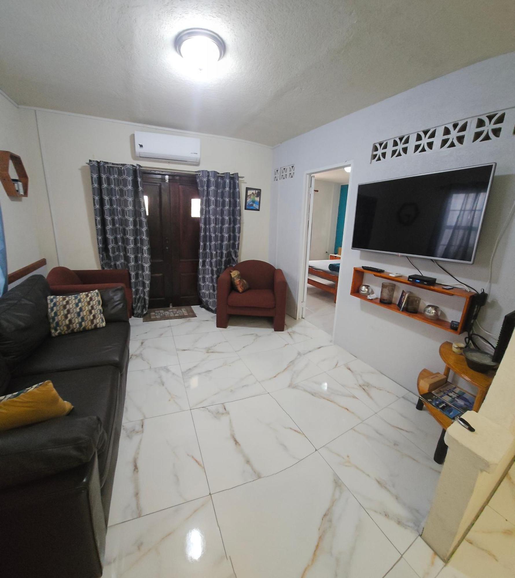 Gloria'S Hideaway Apartment ไครสต์เชิร์ช ภายนอก รูปภาพ